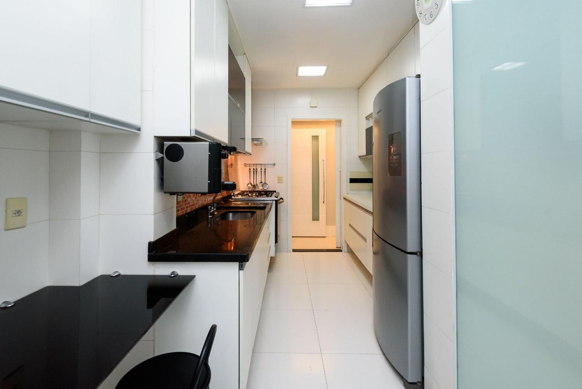 Moderno 3qtos A 200m Da | Nsc 1049/304 Appartamento *