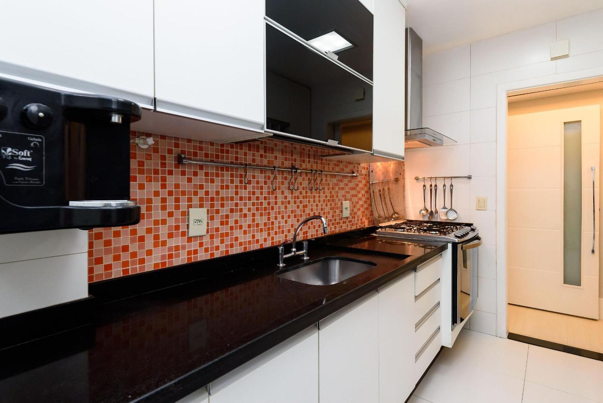 Moderno 3qtos A 200m Da | Nsc 1049/304 Appartamento