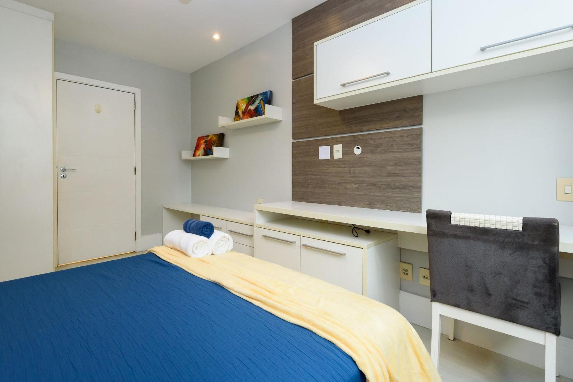 Moderno 3qtos A 200m Da | Nsc 1049/304 Appartamento